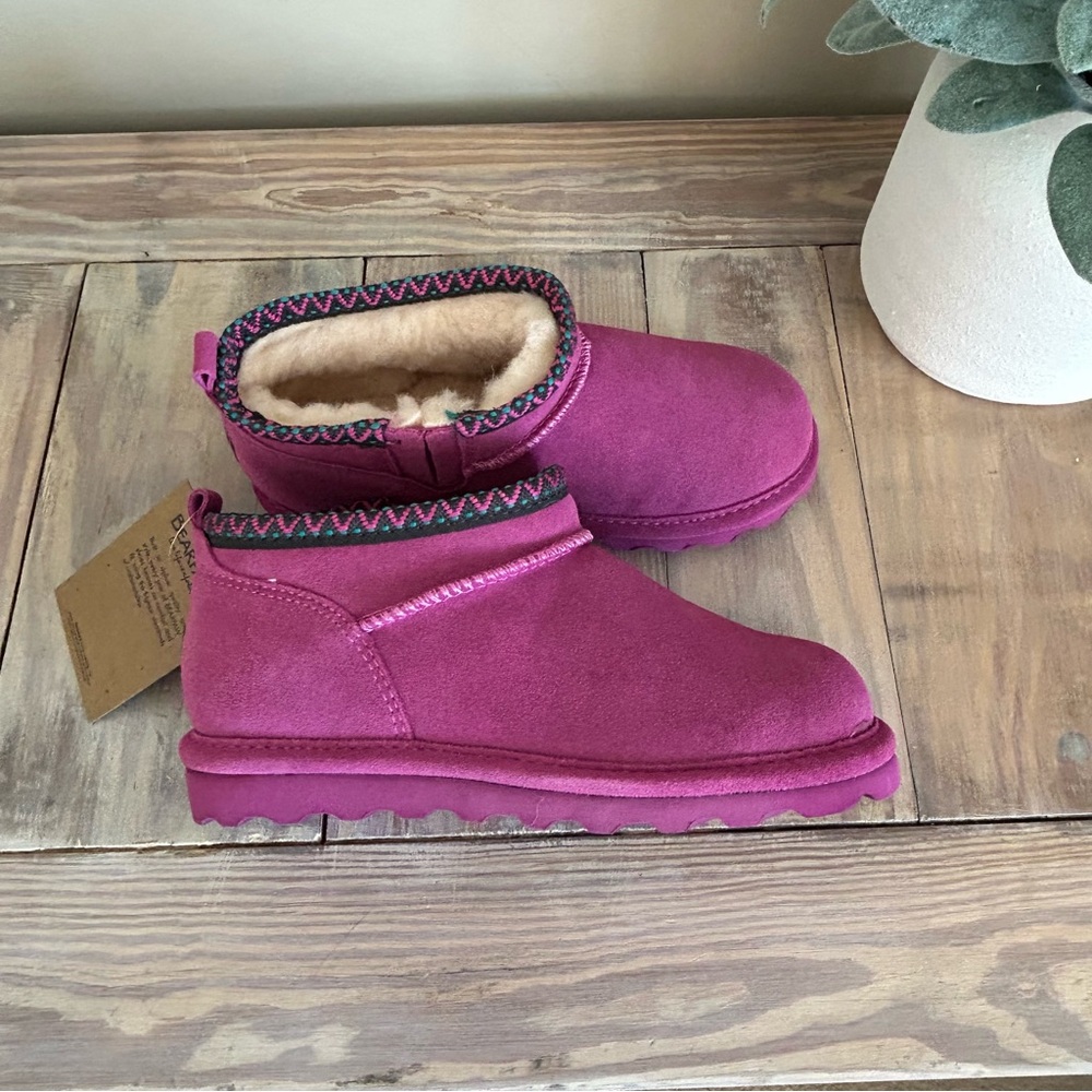 BearPaw Pink Suede Platform Ankle Boots / Slippers